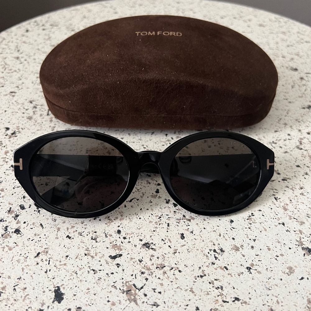 Tom Ford sunglasses with case
